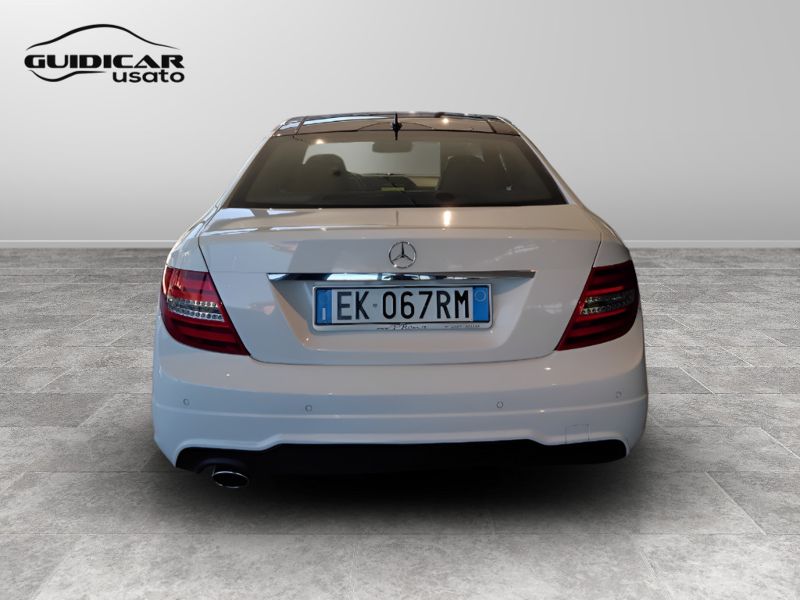 GuidiCar - Mercedes Classe C 2011 C Coupe 220 cdi (BE) Avantgarde Usato