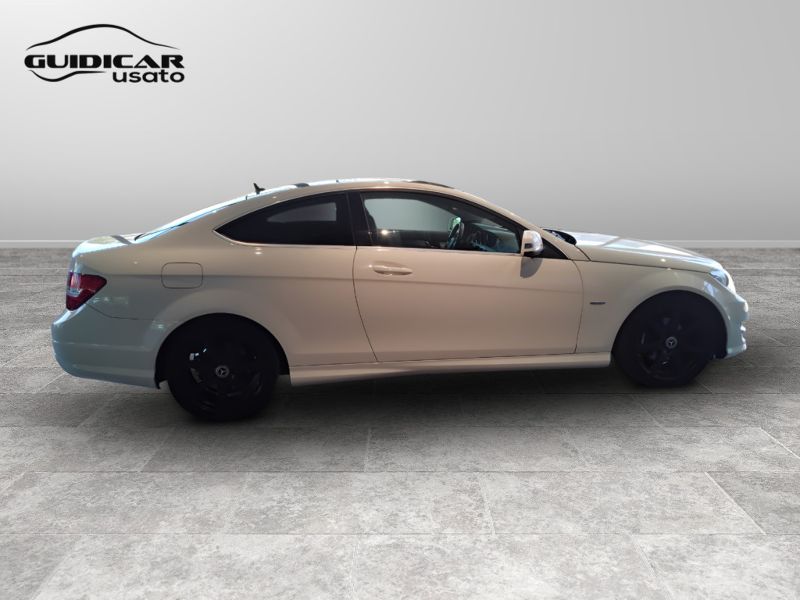 GuidiCar - Mercedes Classe C 2011 C Coupe 220 cdi (BE) Avantgarde Usato