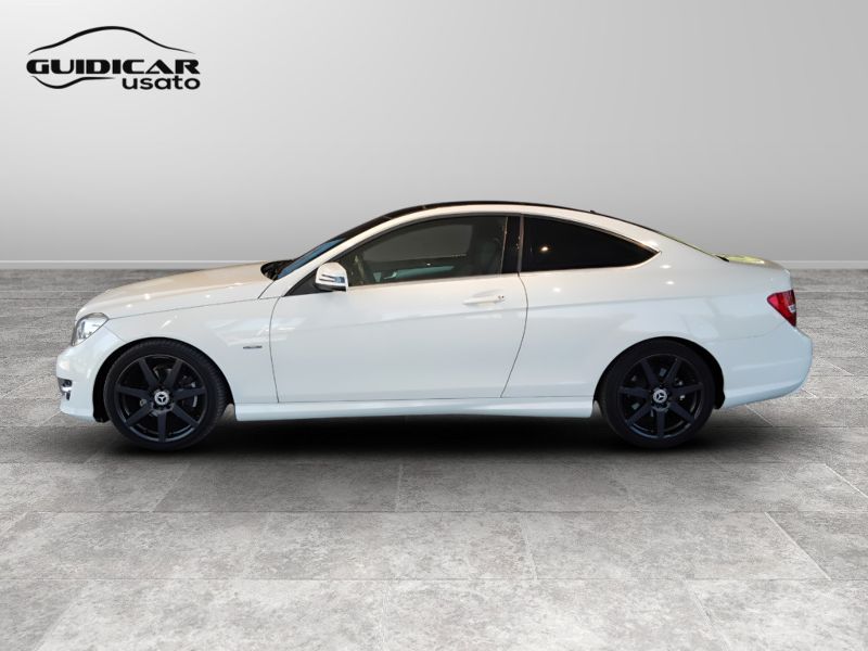 GuidiCar - Mercedes Classe C 2011 C Coupe 220 cdi (BE) Avantgarde Usato