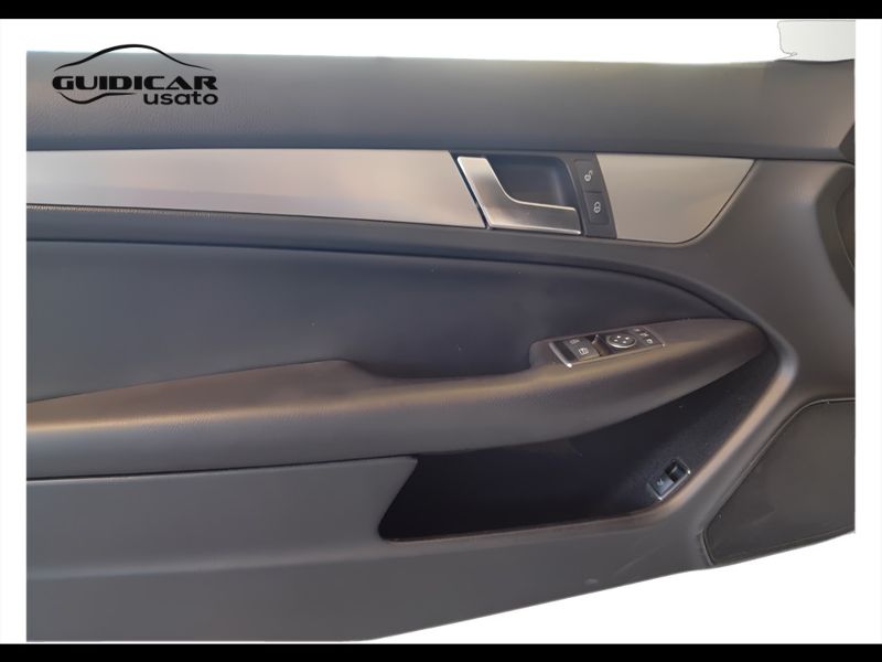 GuidiCar - Mercedes Classe C 2011 C Coupe 220 cdi (BE) Avantgarde Usato