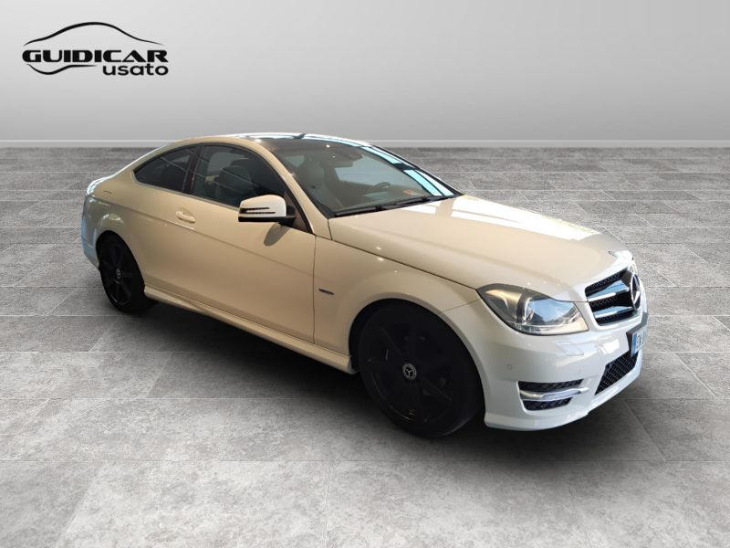 GuidiCar - Mercedes Classe C 2011 C Coupe 220 cdi (BE) Avantgarde Usato