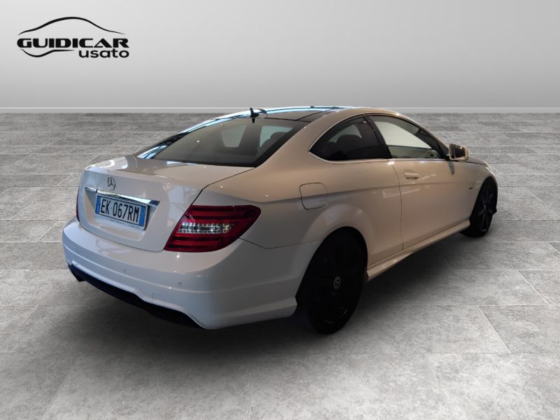 GuidiCar - Mercedes Classe C 2011 C Coupe 220 cdi (BE) Avantgarde Usato