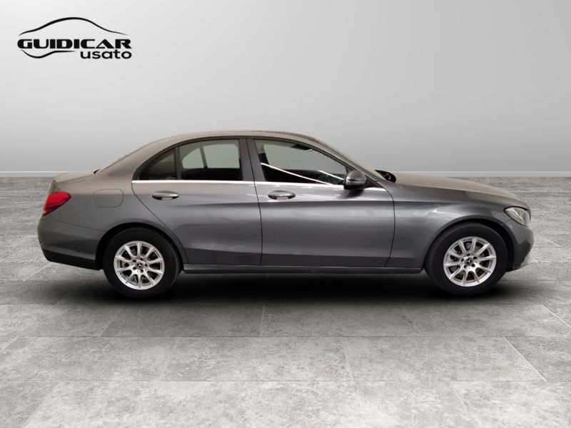 GuidiCar - Mercedes Classe C 2019 C 180 d (bt) Business auto Usato