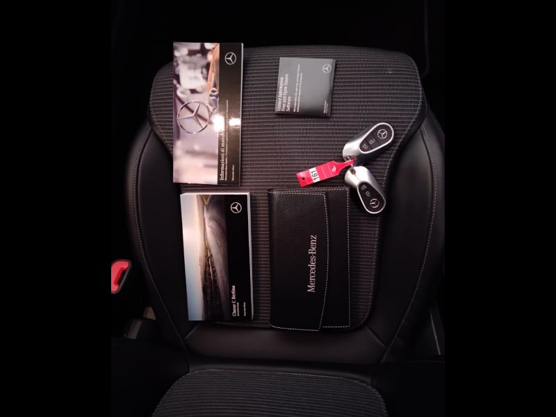 GuidiCar - Mercedes Classe C 2021 C 220 d mhev Sport auto Usato