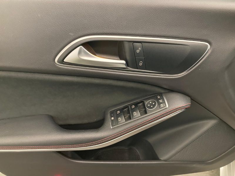 GuidiCar - Mercedes Classe CLA   (C117) 2019 Classe CLA (C/X117) - CLA 200 d S.W. Automatic Premium Usato