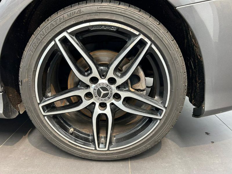 GuidiCar - Mercedes CLA 2019 CLA 200 d Premium 4matic auto FL Usato