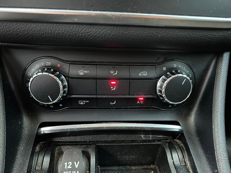 GuidiCar - Mercedes CLA 2019 CLA 200 d Premium 4matic auto FL Usato