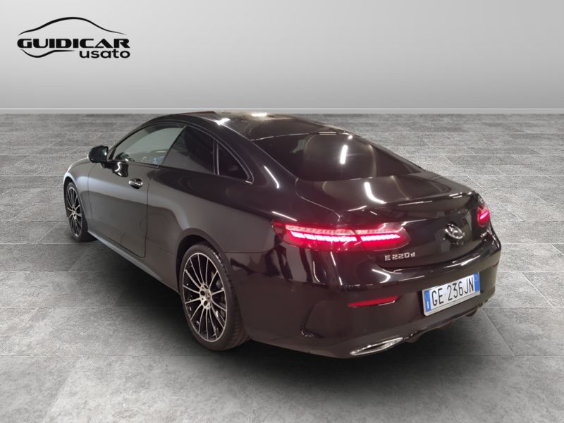 GuidiCar - Mercedes Classe E 2021 E Coupe 220 d Premium Plus 4matic auto my20 Usato