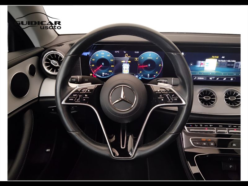 GuidiCar - Mercedes Classe E 2022 E Coupe 220 d Sport 4matic auto Usato