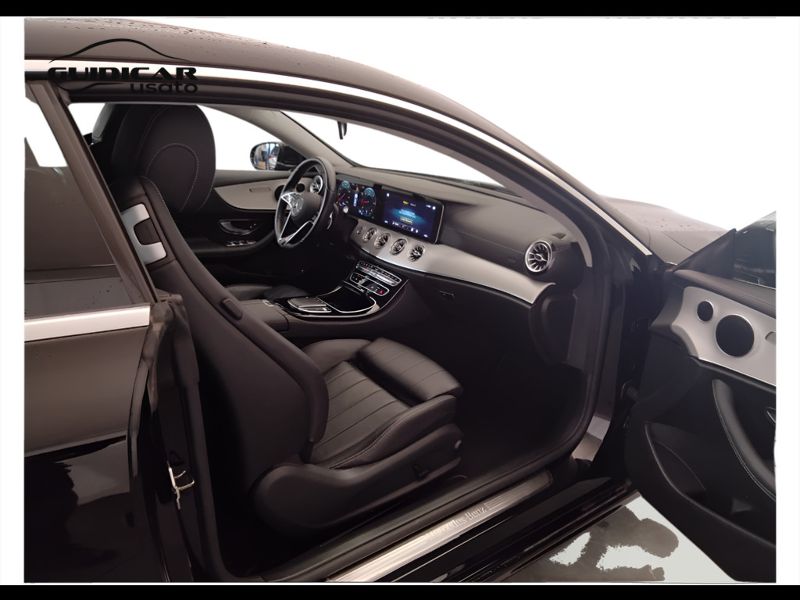 GuidiCar - Mercedes Classe E 2022 E Coupe 220 d Sport 4matic auto Usato