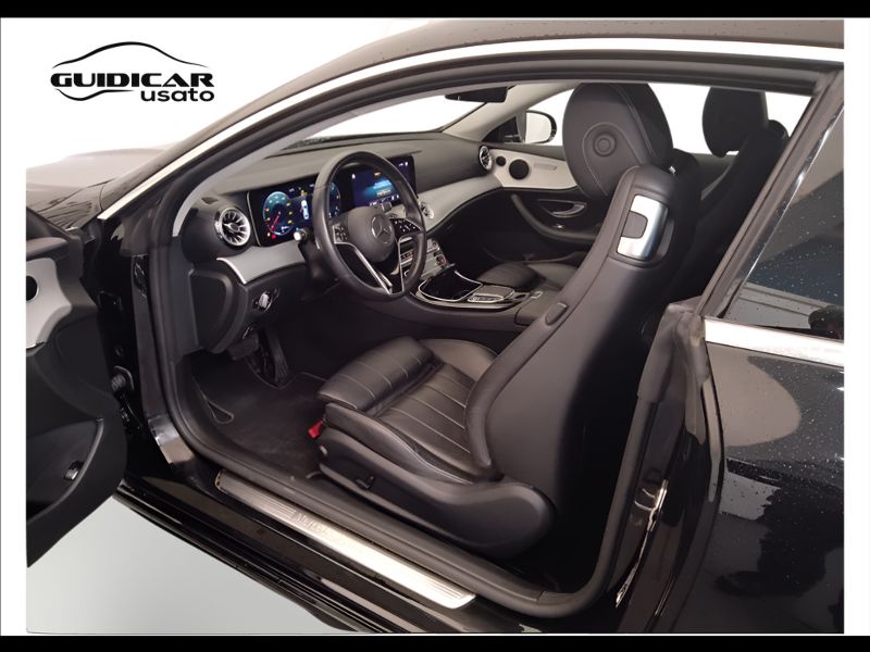 GuidiCar - Mercedes Classe E 2022 E Coupe 220 d Sport 4matic auto Usato