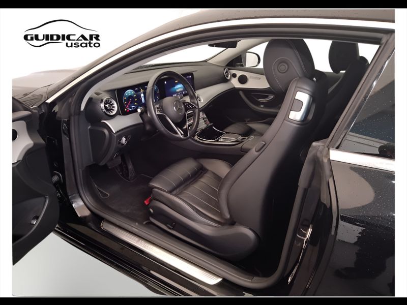 GuidiCar - Mercedes Classe E 2022 E Coupe 220 d Sport 4matic auto Usato