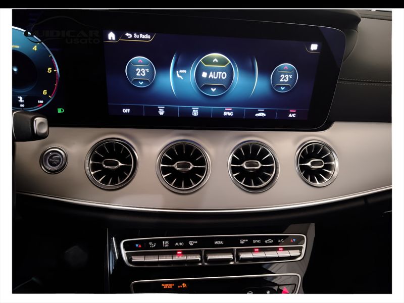 GuidiCar - Mercedes Classe E 2022 E Coupe 220 d Sport 4matic auto Usato