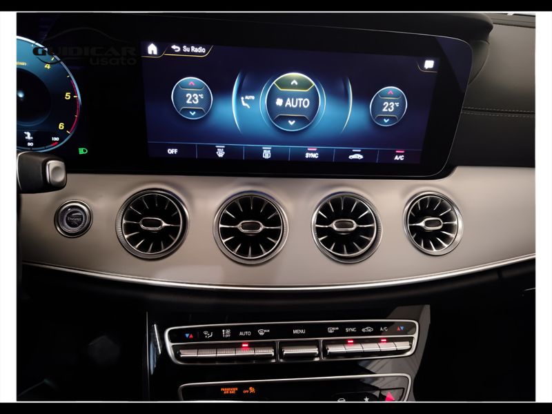 GuidiCar - Mercedes Classe E 2022 E Coupe 220 d Sport 4matic auto Usato