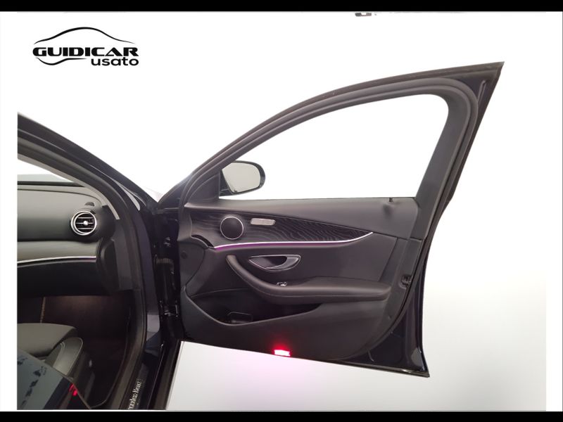 GuidiCar - Mercedes Classe E 2018 E SW All-Terrain 350 d Premium 4matic auto Usato