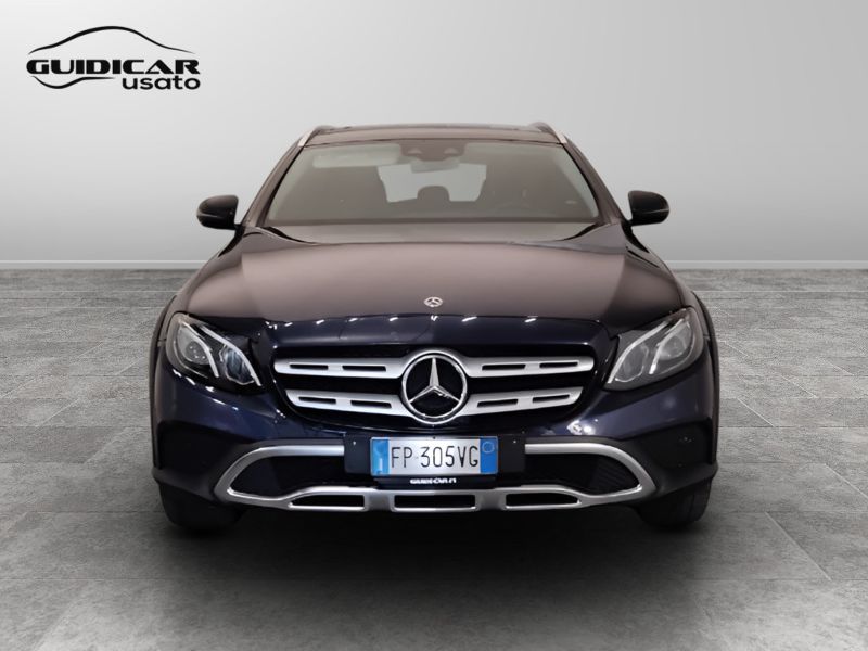 GuidiCar - Mercedes Classe E 2018 E SW All-Terrain 350 d Premium 4matic auto Usato