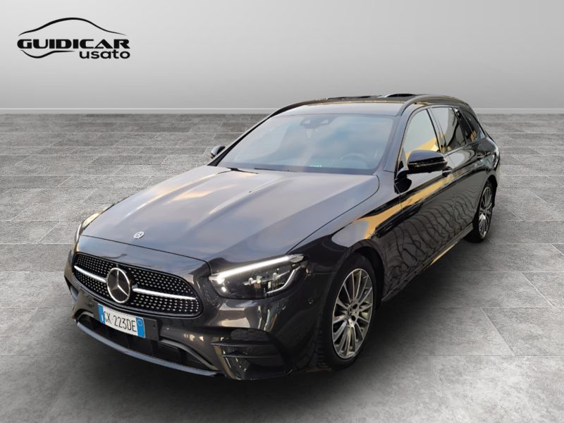 GuidiCar - Mercedes Classe E 2022 E SW 220 d mhev Premium Plus auto Usato