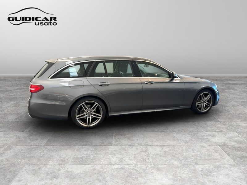 GuidiCar - Mercedes Classe E 2020 E SW 220 d Premium auto my20 Usato