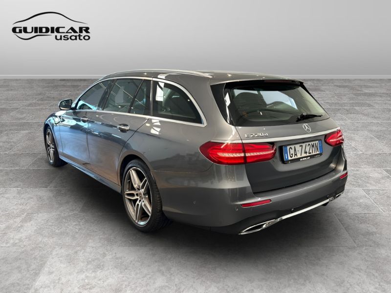 GuidiCar - Mercedes Classe E 2020 E SW 220 d Premium auto my20 Usato