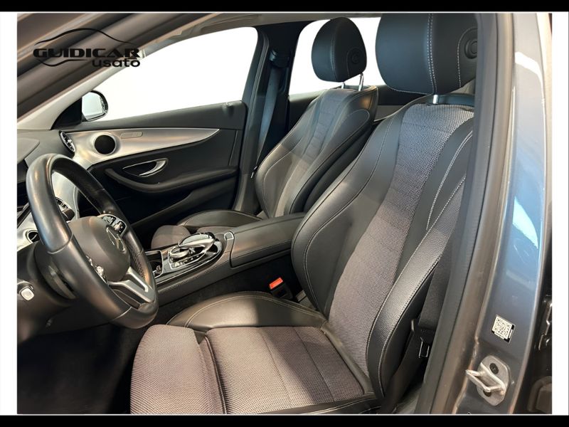 GuidiCar - Mercedes Classe E 2020 E SW 220 d Premium auto my20 Usato