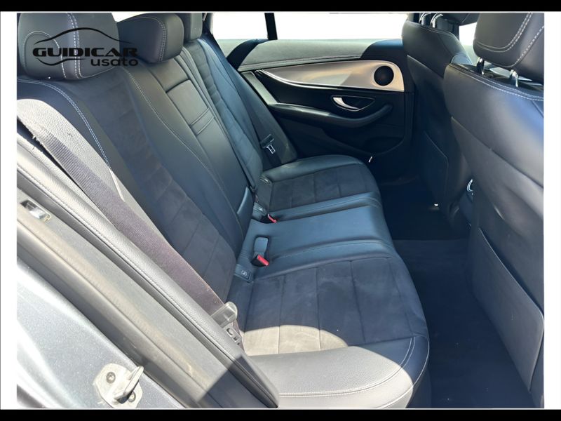 GuidiCar - Mercedes Classe E 2018 E SW 400 d Premium 4matic auto Usato