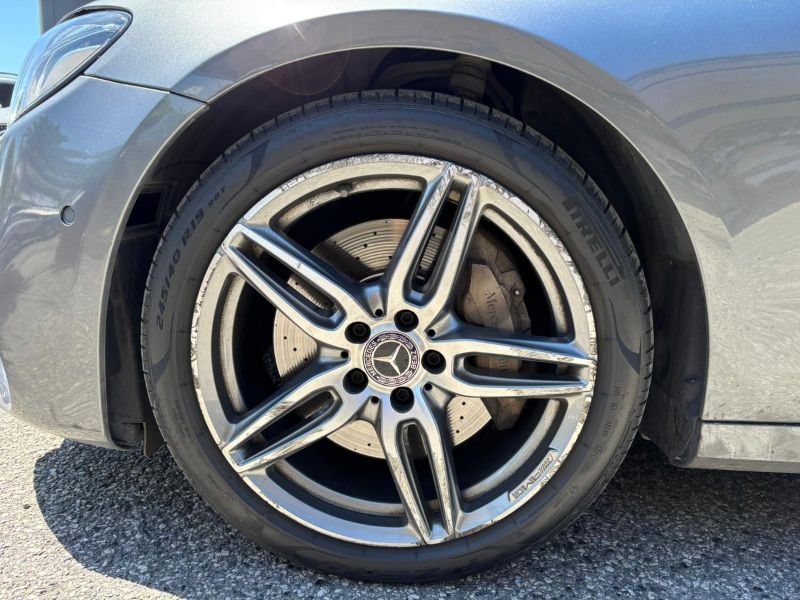 GuidiCar - Mercedes Classe E 2018 E SW 400 d Premium 4matic auto Usato