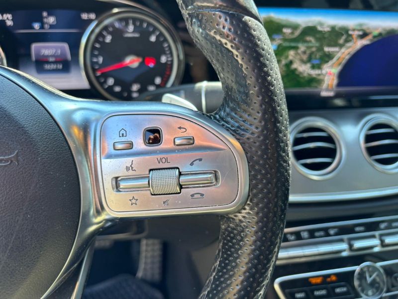 GuidiCar - Mercedes Classe E 2018 E SW 400 d Premium 4matic auto Usato