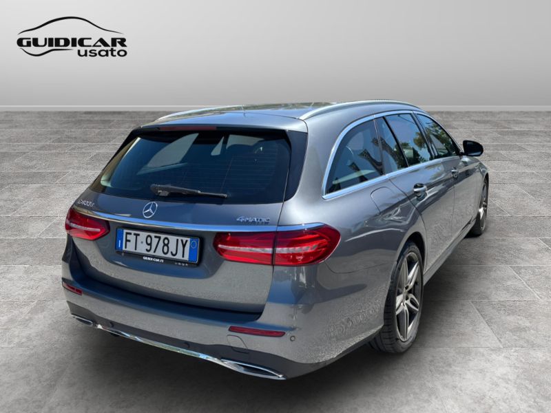 GuidiCar - Mercedes Classe E 2018 E SW 400 d Premium 4matic auto Usato