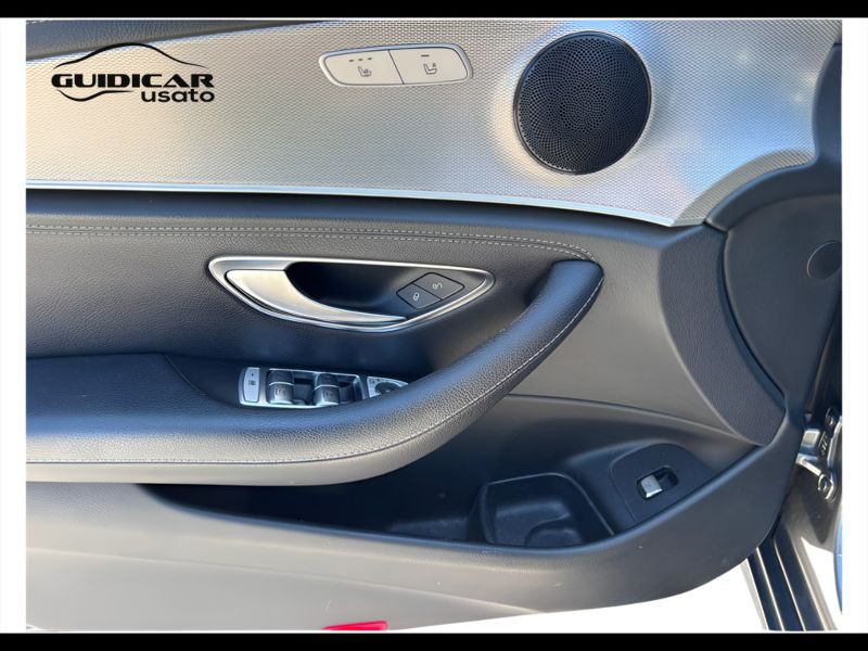 GuidiCar - Mercedes Classe E 2018 E SW 400 d Premium 4matic auto Usato