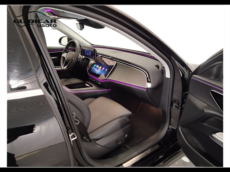 GuidiCar - Mercedes Classe E 2024 E SW 220 d Advanced auto Usato