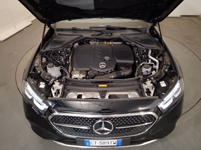 GuidiCar - Mercedes Classe E 2024 E SW 220 d Advanced auto Usato