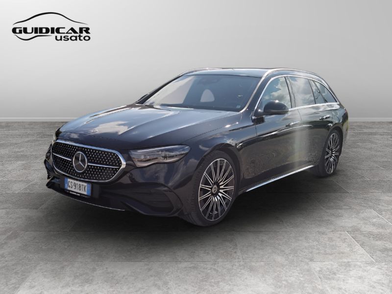 GuidiCar - Mercedes Classe E 2024 E SW 220 d AMG Line Premium Plus auto Usato