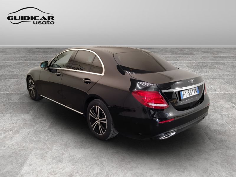 GuidiCar - Mercedes Classe E 2019 E 200 d Business Sport auto Usato