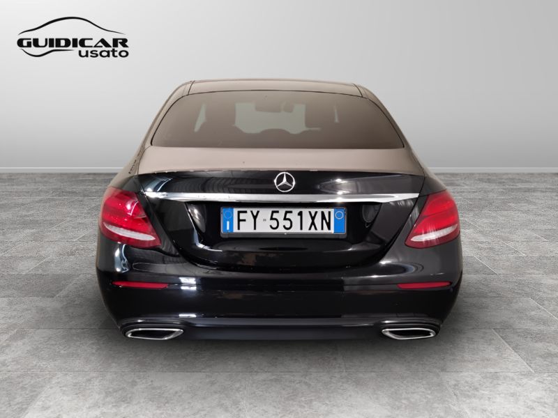 GuidiCar - Mercedes Classe E 2019 E 200 d Business Sport auto Usato