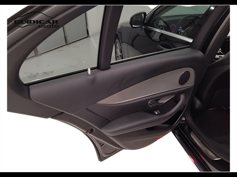 GuidiCar - Mercedes Classe E 2019 E 220 d Business Sport 4matic auto Usato