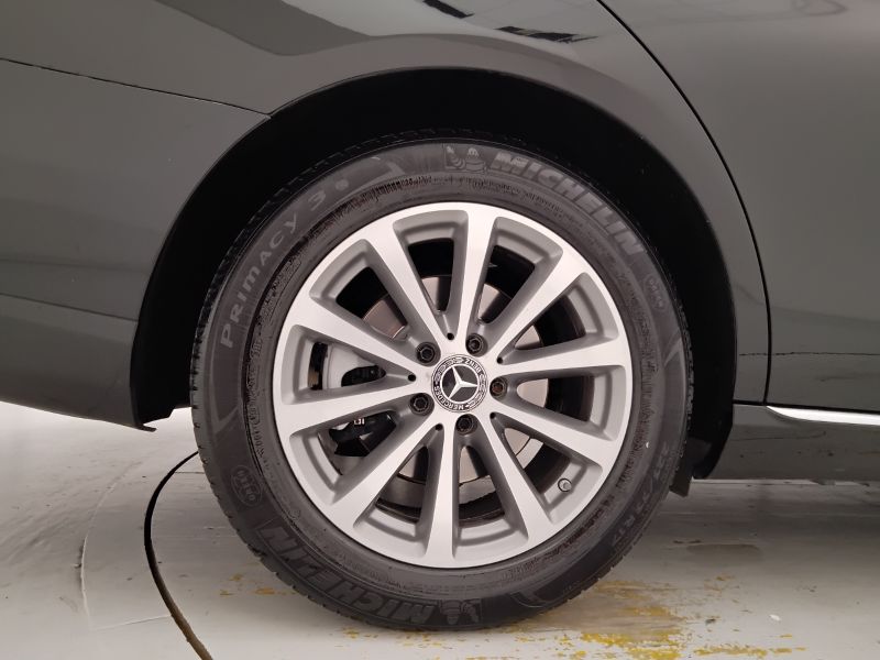 GuidiCar - Mercedes Classe E 2019 E 220 d Business Sport 4matic auto Usato
