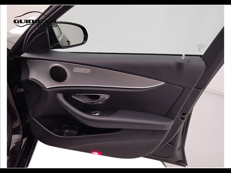 GuidiCar - Mercedes Classe E 2019 E 220 d Business Sport 4matic auto Usato