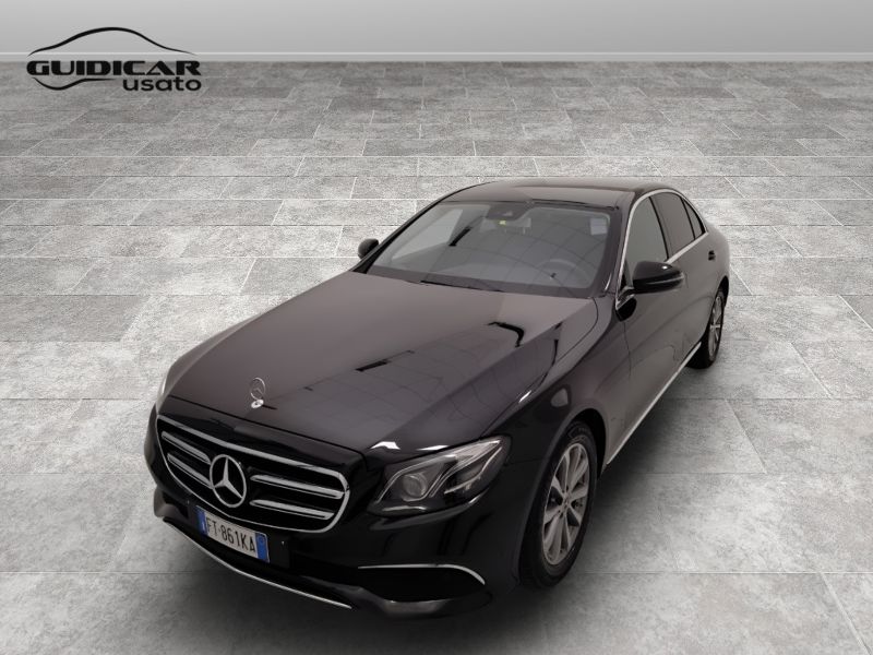 GuidiCar - Mercedes Classe E 2019 E 220 d Business Sport 4matic auto Usato