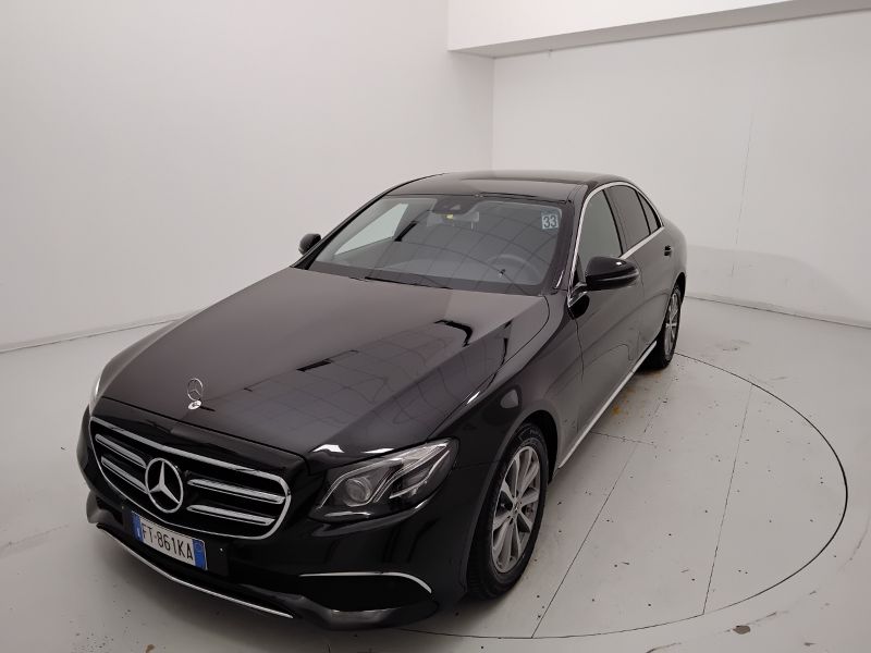 GuidiCar - Mercedes Classe E 2019 E 220 d Business Sport 4matic auto Usato