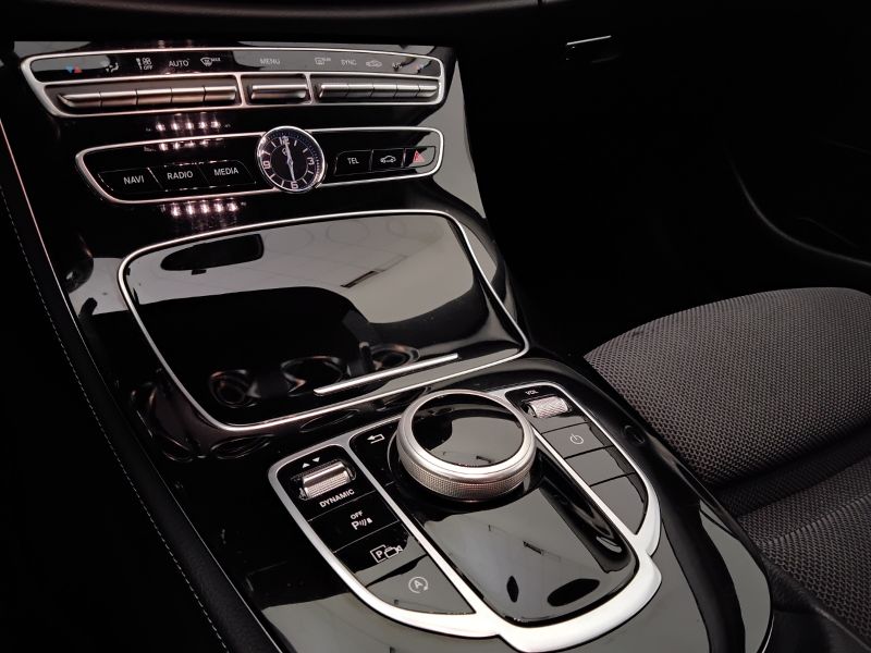 GuidiCar - Mercedes Classe E 2019 E 220 d Business Sport 4matic auto Usato