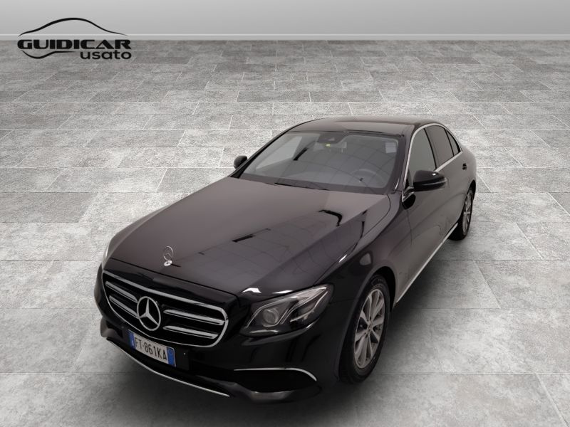 GuidiCar - Mercedes Classe E 2019 E 220 d Business Sport 4matic auto Usato