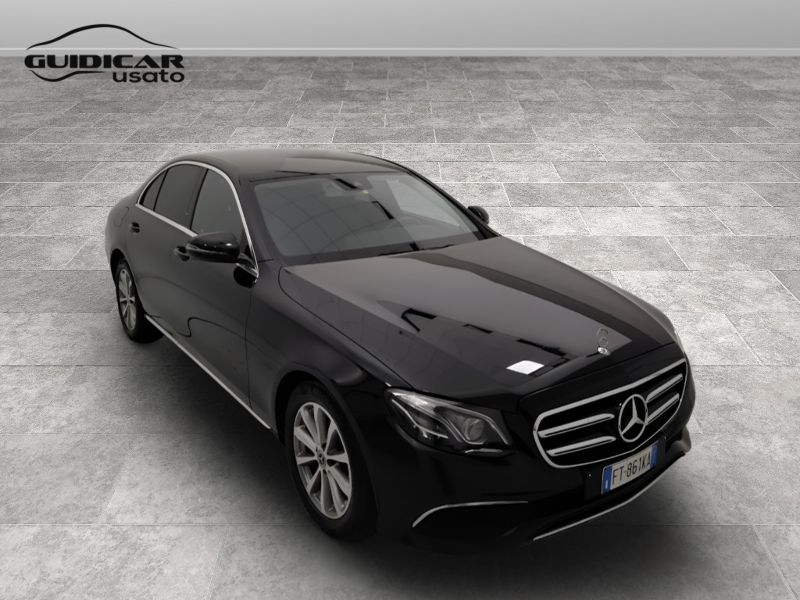 GuidiCar - Mercedes Classe E 2019 E 220 d Business Sport 4matic auto Usato