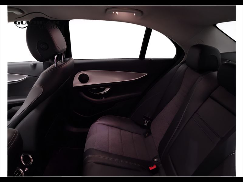 GuidiCar - Mercedes Classe E 2019 E 220 d Business Sport 4matic auto Usato