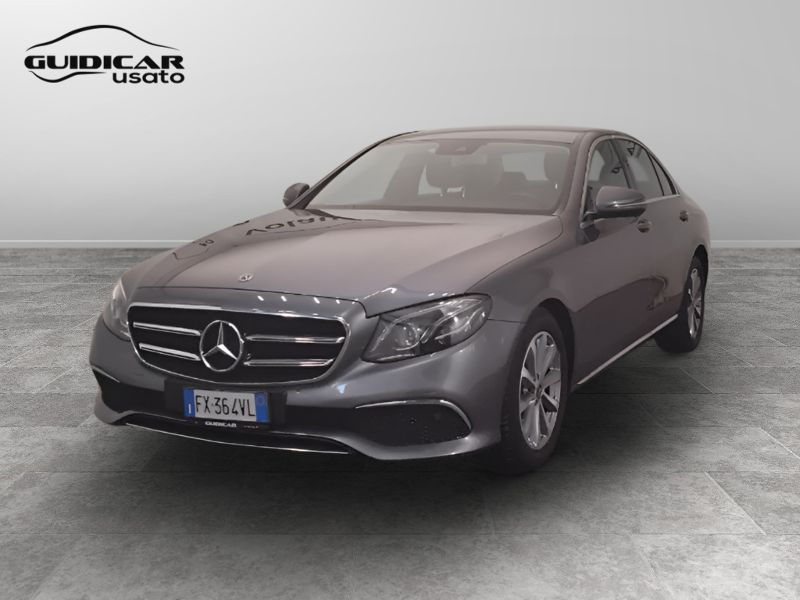 GuidiCar - Mercedes Classe E 2019 E 220 d Business Sport 4matic auto Usato