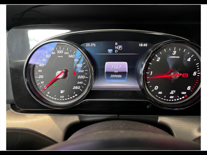 GuidiCar - Mercedes Classe E 2017 E 220 d Business Sport auto Usato