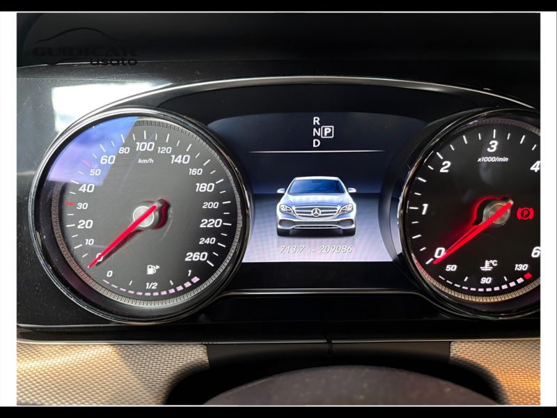 GuidiCar - Mercedes Classe E 2017 E 220 d Business Sport auto Usato