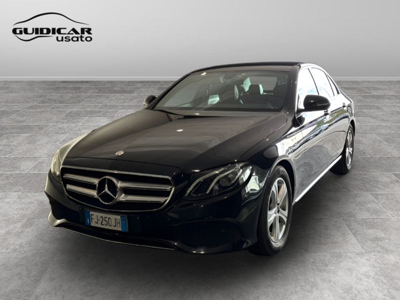GuidiCar - Mercedes Classe E 2017 E 220 d Business Sport auto Usato