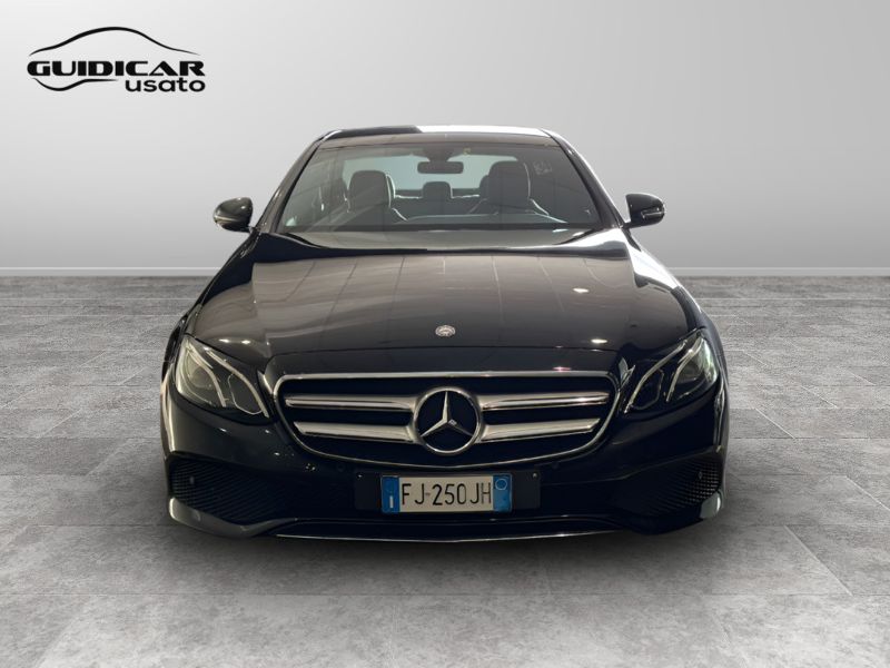 GuidiCar - Mercedes Classe E 2017 E 220 d Business Sport auto Usato