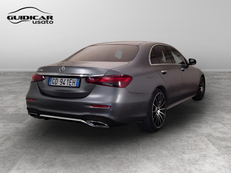 GuidiCar - Mercedes Classe E 2021 E 220 d Premium Plus 4matic auto my20 Usato