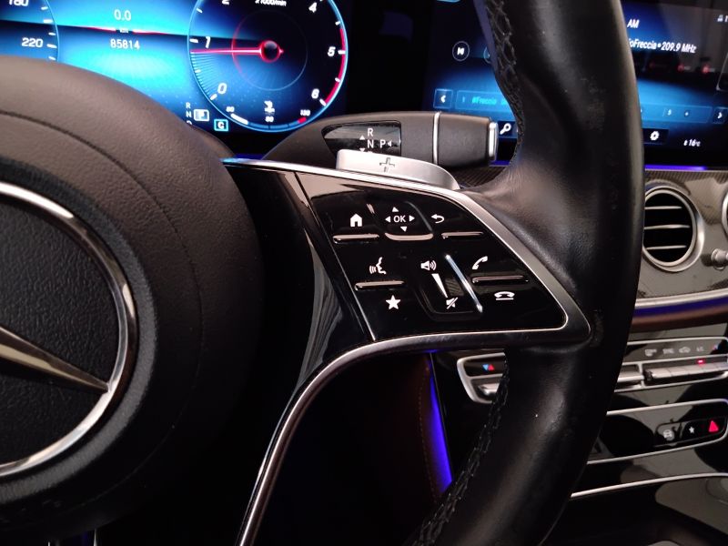 GuidiCar - Mercedes Classe E 2021 E 220 d Premium Plus 4matic auto my20 Usato